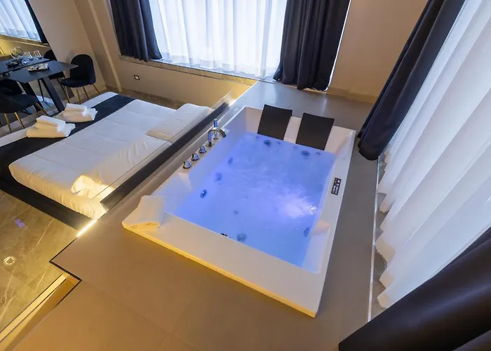 Maximum Exclusive Suite & Spa Palermo, Italia